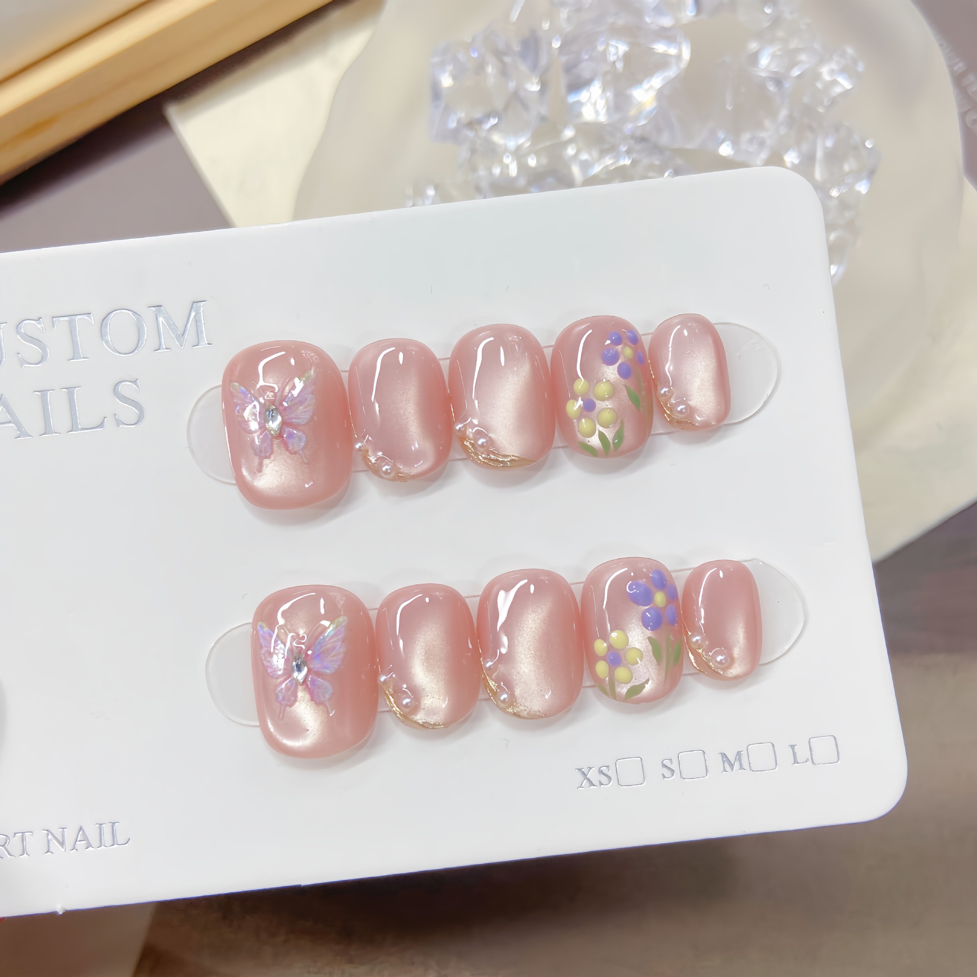 纯手绘蝴蝶谷纯手工蝴蝶花朵粉色气质显白光疗甲爆款美甲贴片