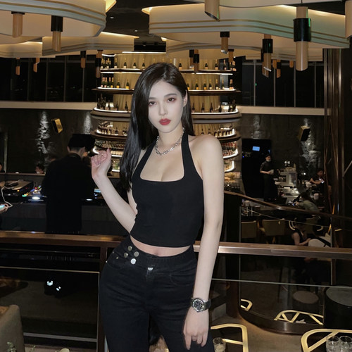 挂脖吊带背心内搭外穿辣妹bi备