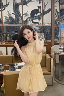 气质无袖 流光轻奢显瘦纯欲连衣裙女夏季 温柔风 nicky 挂脖惊艳法式