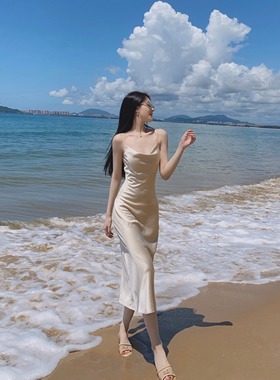 nicky 香槟色荡领吊带裙女秋法式度假缎面连衣裙性感2024新款高端