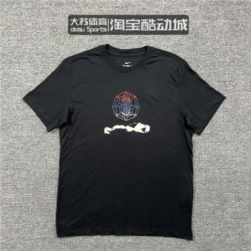 耐克短袖男子透气速干T恤