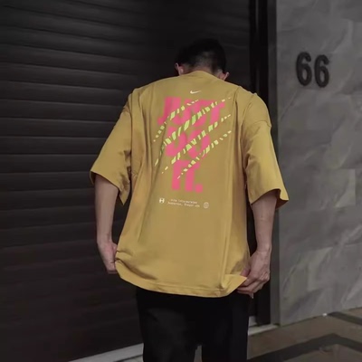 耐克男子夏季运动休闲短袖