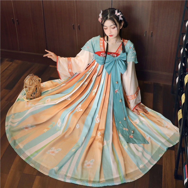 汉服女瑶瑶公主遇见神鹿连衣裙