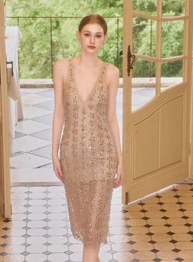 Wardrobes by chen2025SS 重工水晶花䯳烫钻连衣裙