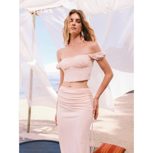 抽褶鱼尾半裙度假风套装 Selene一字肩鱼骨上衣 Luck Sheer