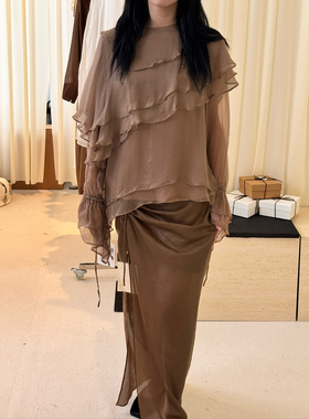 NONETONE · 深咖色多层次花瓣结构真丝上衣