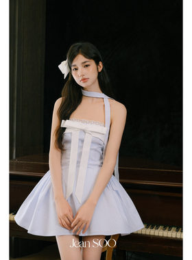 Jean SOO 雾蓝云海条纹分割收腰拼接蝴蝶结抹胸蓬蓬裙