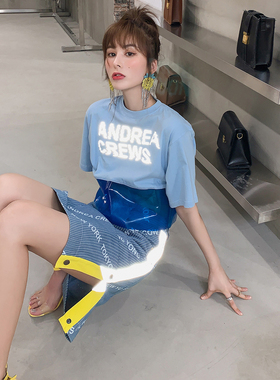 ANDREA CREWS 夏季新款蓝色牛仔拼接反光带logo满印半裙百搭