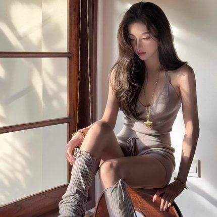 【Nabi同款】o cloche code_ 羊毛针织挂脖吊带 羊毛针织短裤