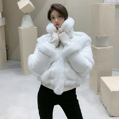 关晓彤立领时尚白色打底羽绒服