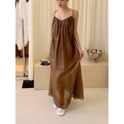 NONETONE Lustre Flow光泽流影咖色吊带绑带露背连衣裙