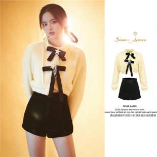 杨超越Susan Lazar满钻蝴蝶结针织短外套丝绒高腰裤