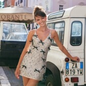 珠片缀饰蝴蝶结 Min Pura V领吊带连衣裙