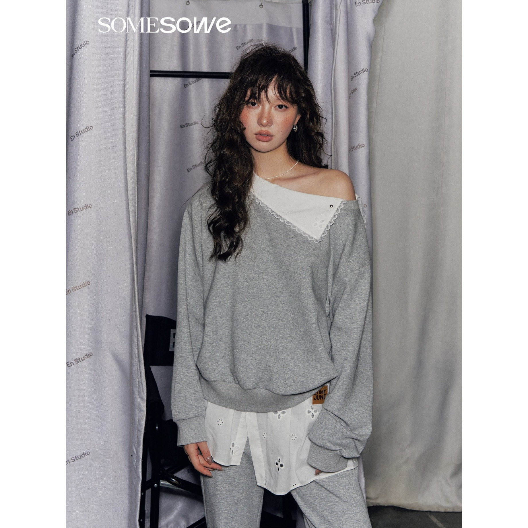 SOMESOWE 2025FW秋季新款可脱卸翻领斜肩卫衣假两件微喇卫裤