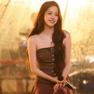 palavas欧阳娜娜同款奎尔宫舞曲上衣一字肩多穿抹胸 不规则半裙