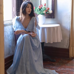 MOOD X MIURA 25SS 蓝色荷叶边娃娃领后背系带长裙