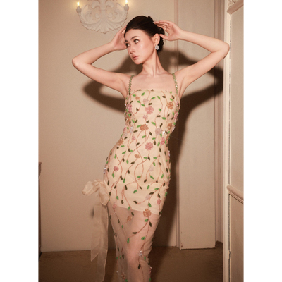 Wardrobes by chen2025SS 手工刺绣晶莹花䯳吊带连衣裙