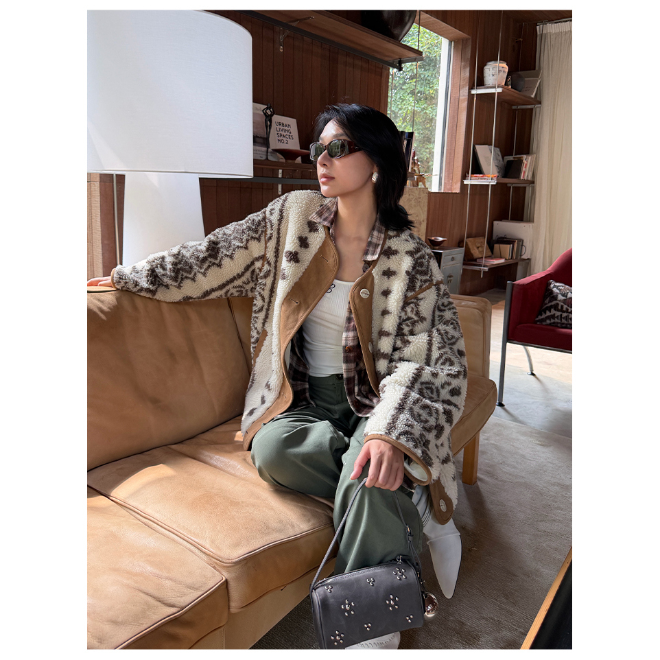 【设计师女装】ODTD25秋冬新款民族图案撞色双面穿摇粒绒外套上衣