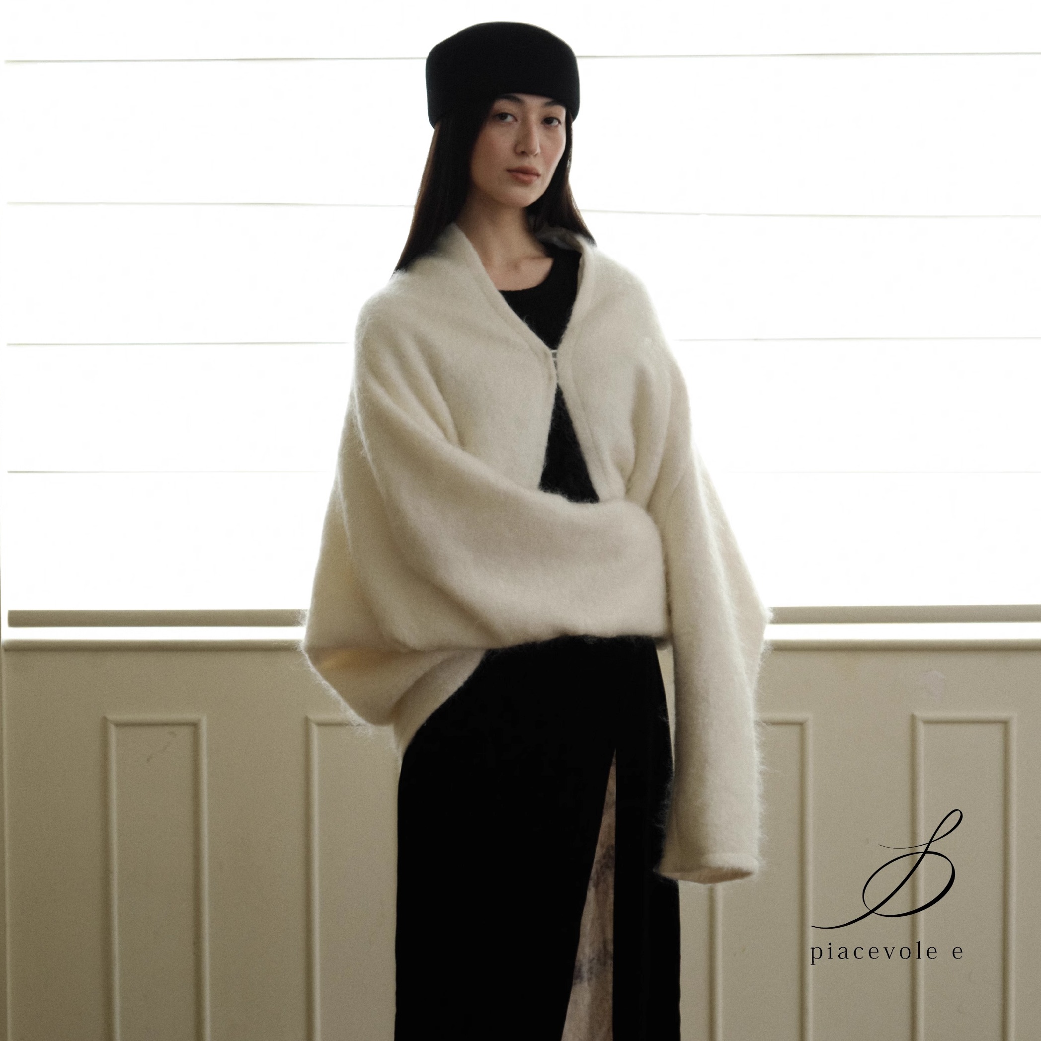 Piacevole e FW25 意大利进口马海毛羊毛混纺纯色茧型毛呢短外套