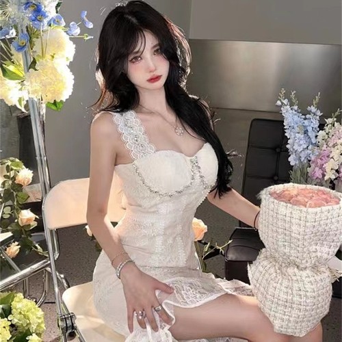 Aimme sparrow 2RSS春夏新款甜美蕾丝花边包臀裙连衣裙吊带