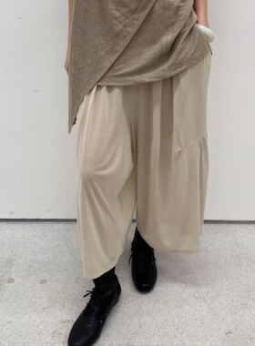PETRE COR 26SS 宽松褶量七分裙裤