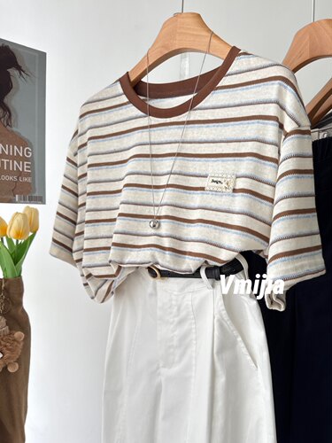 韩系条纹短袖蕾丝宽松显瘦T恤