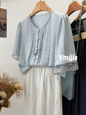 韩系圆领蕾丝包布扣短袖衬衣