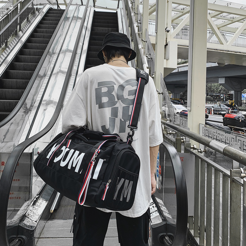 Travelling bag capacity Short Travel packages motion Gym bag light portable Luggage bag yoga Gym bagin the Leather/Lady bags/Men's bag, Bag  category - from Buy2taobao.com to provide professional Taobao agent buy service