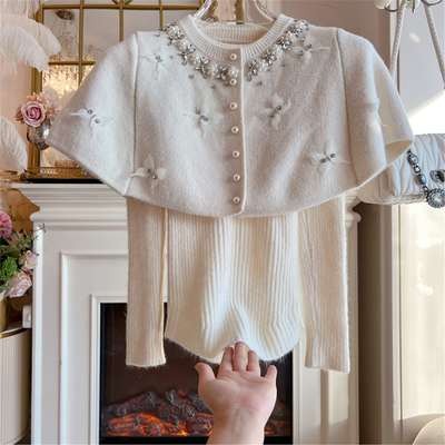 法式设计感重工镶钻毛衣两件套