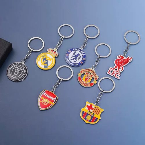 阿森纳利物浦曼城曼联切尔西皇马巴萨金属球队高清足球钥匙扣挂件