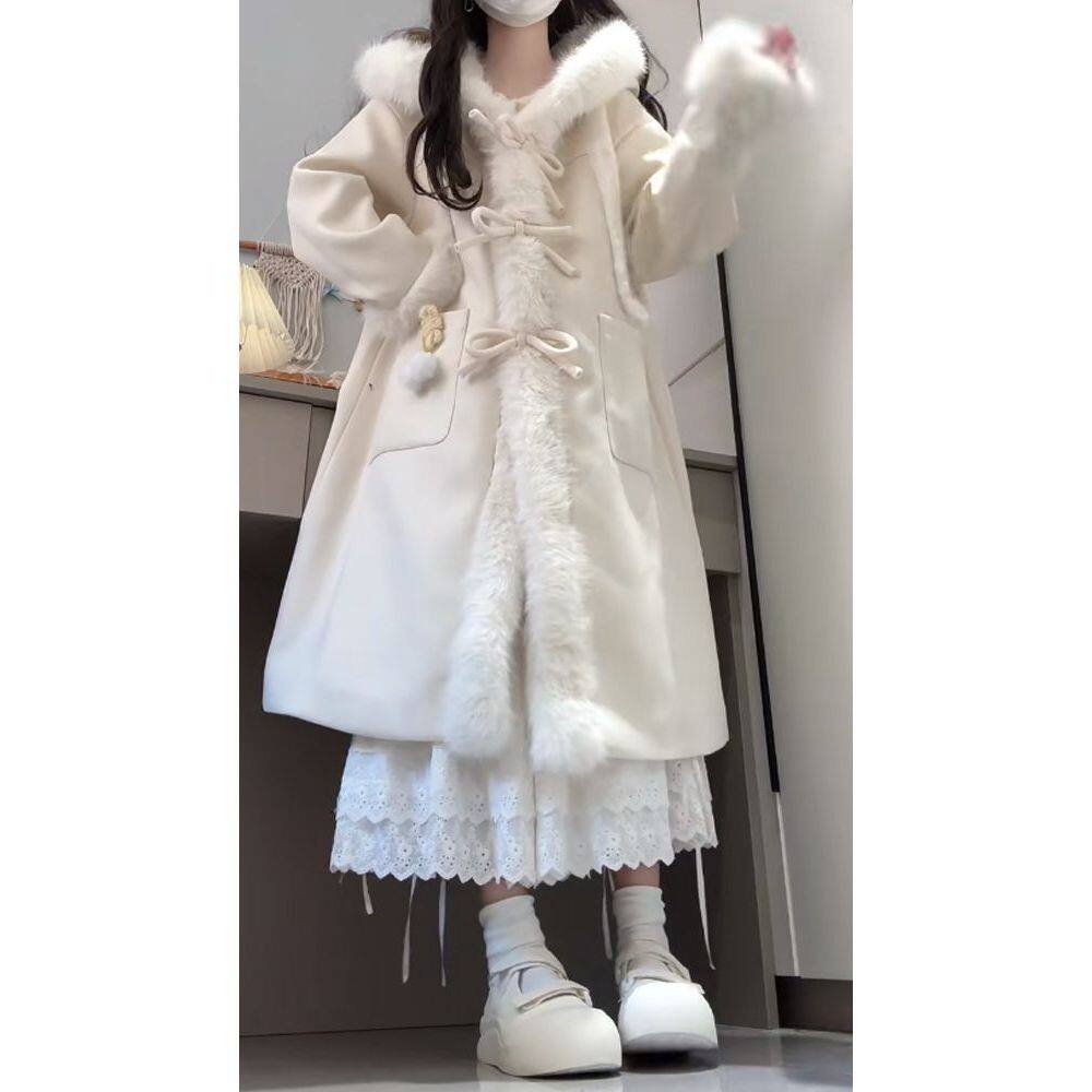 天山暮雪 冬装新款甜美气质连帽毛领设计蝴蝶结扣学院风毛呢大衣