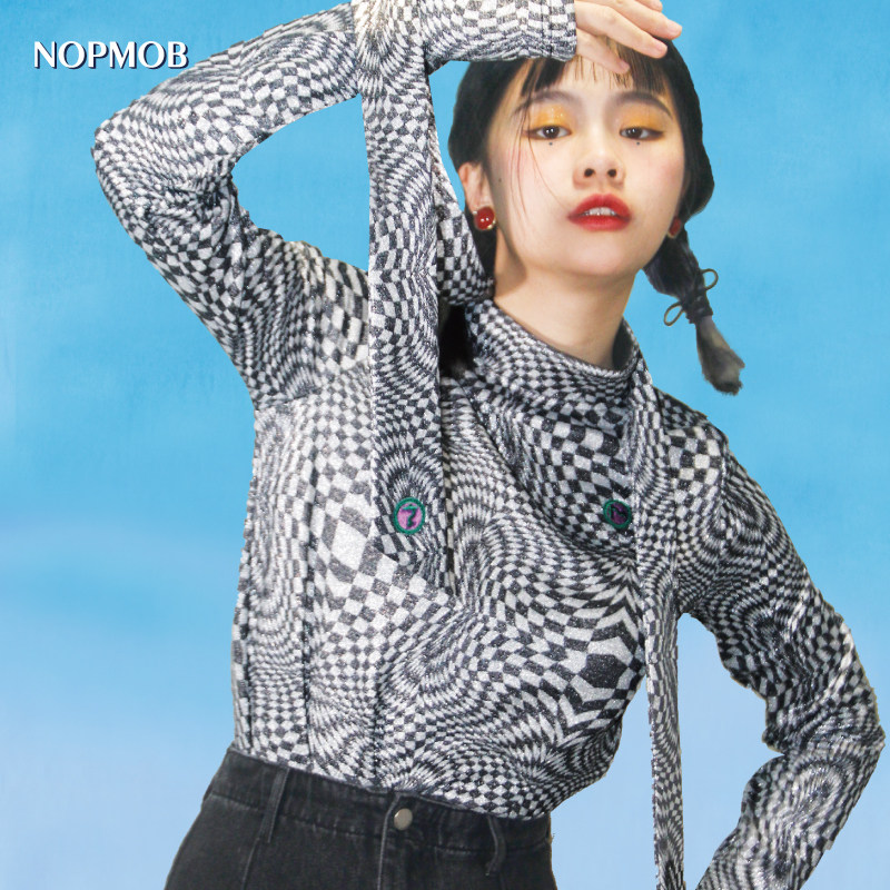 NOPMOB亮闪闪黑白变形扭曲棋盘格小众艺术波普加厚绒高领打底衫女