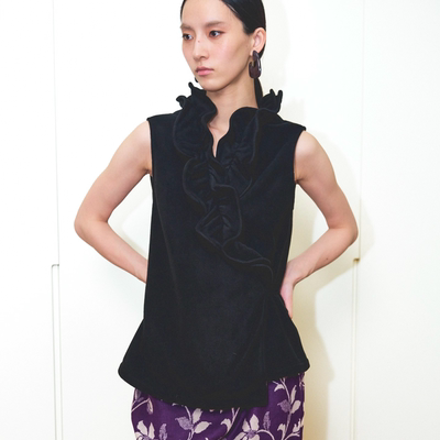 ENK SH 鱼骨荷叶领随意造型摇粒绒系带背心马甲