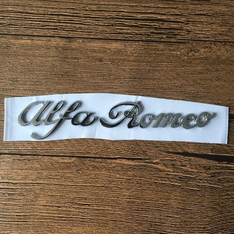 Alfa Romeo英文标 阿尔法罗密欧Giulia Stelvio车尾标 改装车标志图片