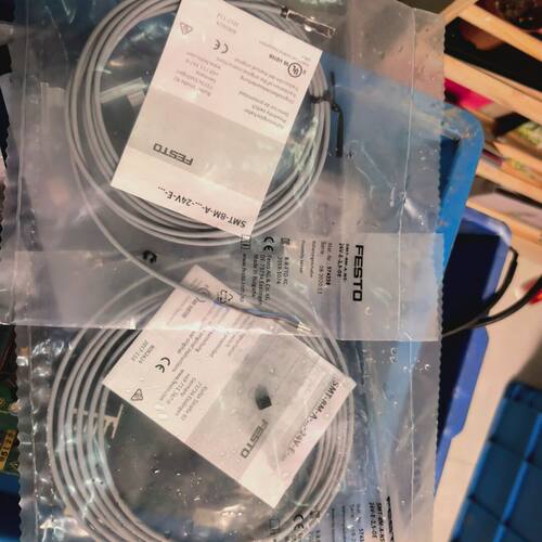 费斯托接近开关SMT-8M-A-NS-24V-E-