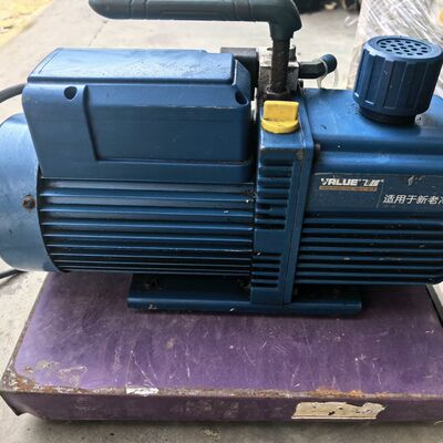 飞越VALUE真空泵4升 750W 220V 标牌没有了 通