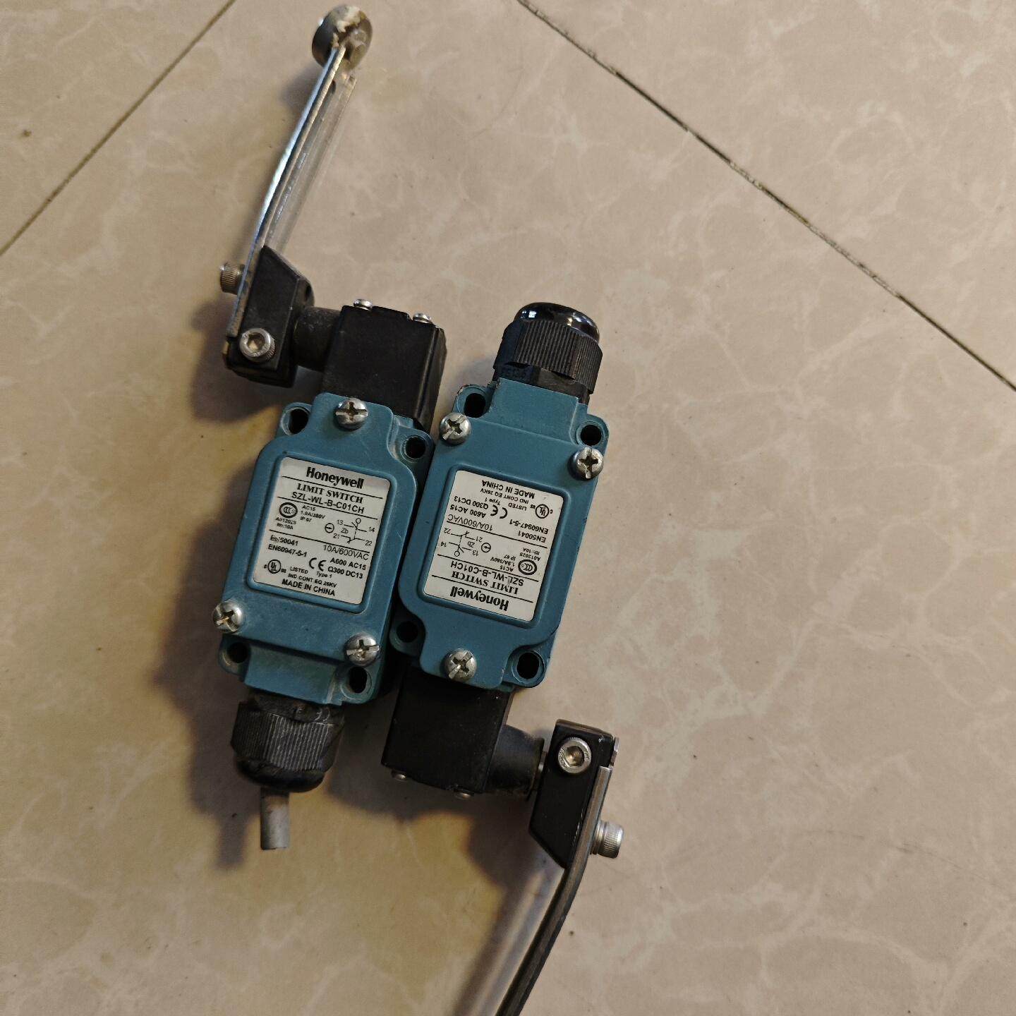 限位开关SZL-WL-B-C01CH 10A/600