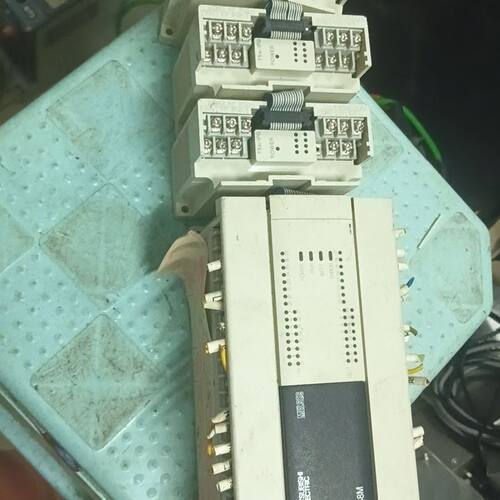 FX3U-48MR/ES-A FX3U-1PG  现