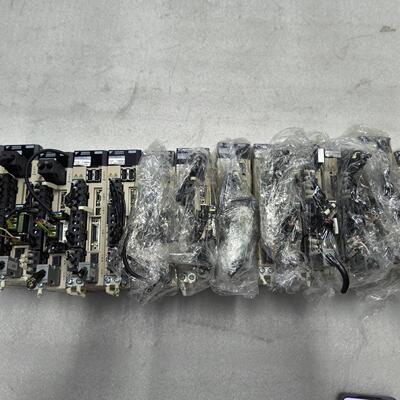 安川5系100W总线伺服驱动器SGDV-R90A11A  成