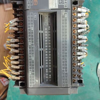 PLC NB2U36R-11