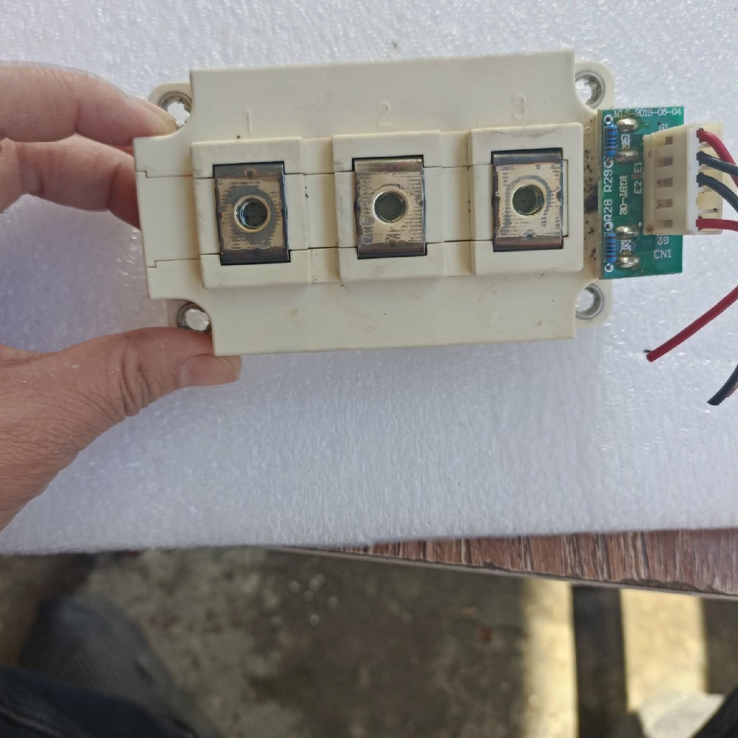 FF200R12KS4 拆机现货