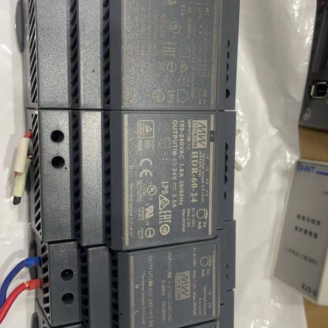 台湾明纬HDR-30-12/24V开关电源导轨安装15W60