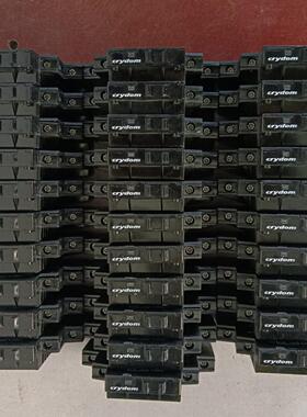 快达固态继电器：DR24D12  L。实物拍摄成色如