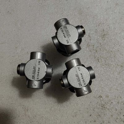 三只减压阀 DR022一01 0.15一4bar 176