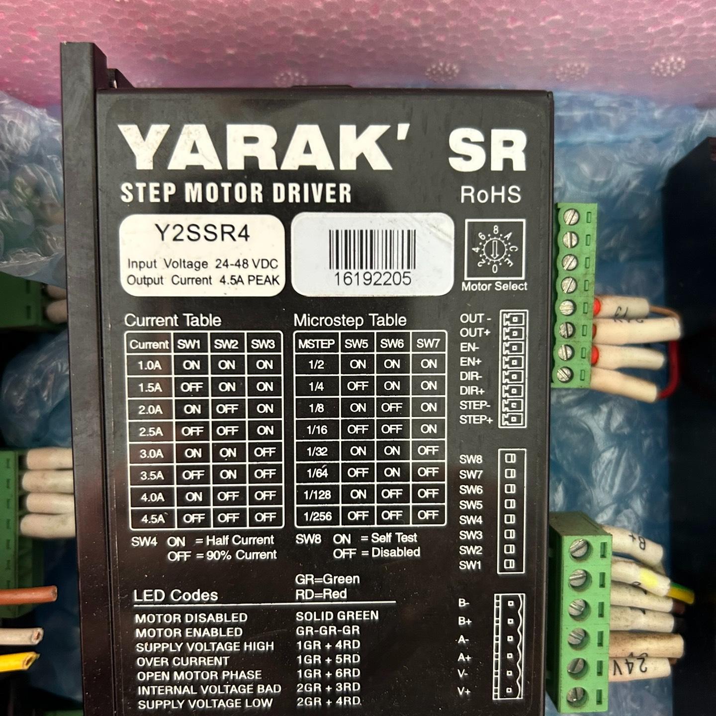 信浓YARAK Y2SSR4。57步进驱动器 实物拍摄