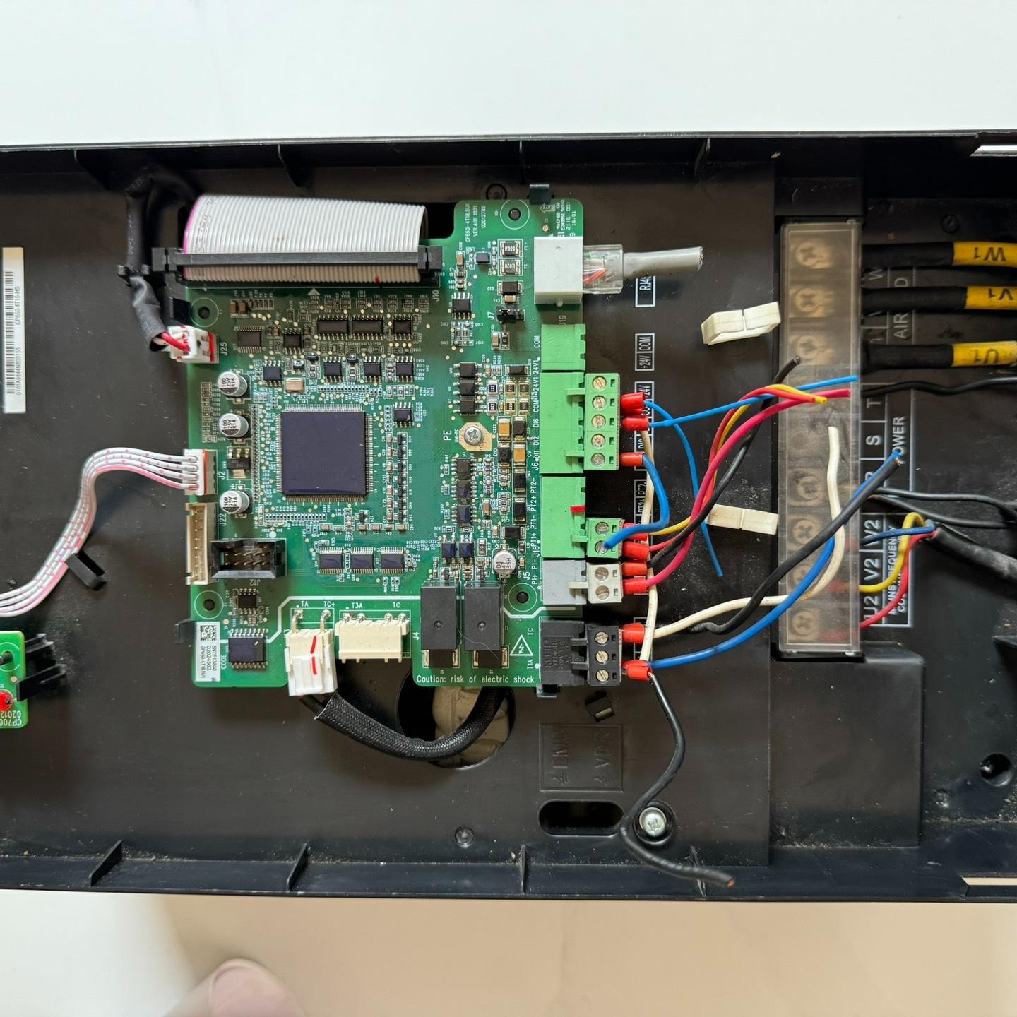 汇川空压机变频器 CP650-4T15-HS 功能完好 缺个