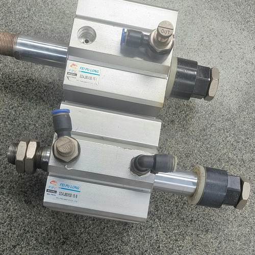 SDAJ80X50-10-8气缸 成色好 35 不