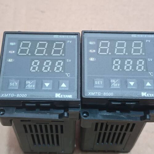 科洋温控仪XMTG-B8181AM1 成色漂亮。两个12