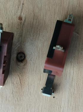 微动开关SX3UG-1 红色外壳 1/2 250VAC规