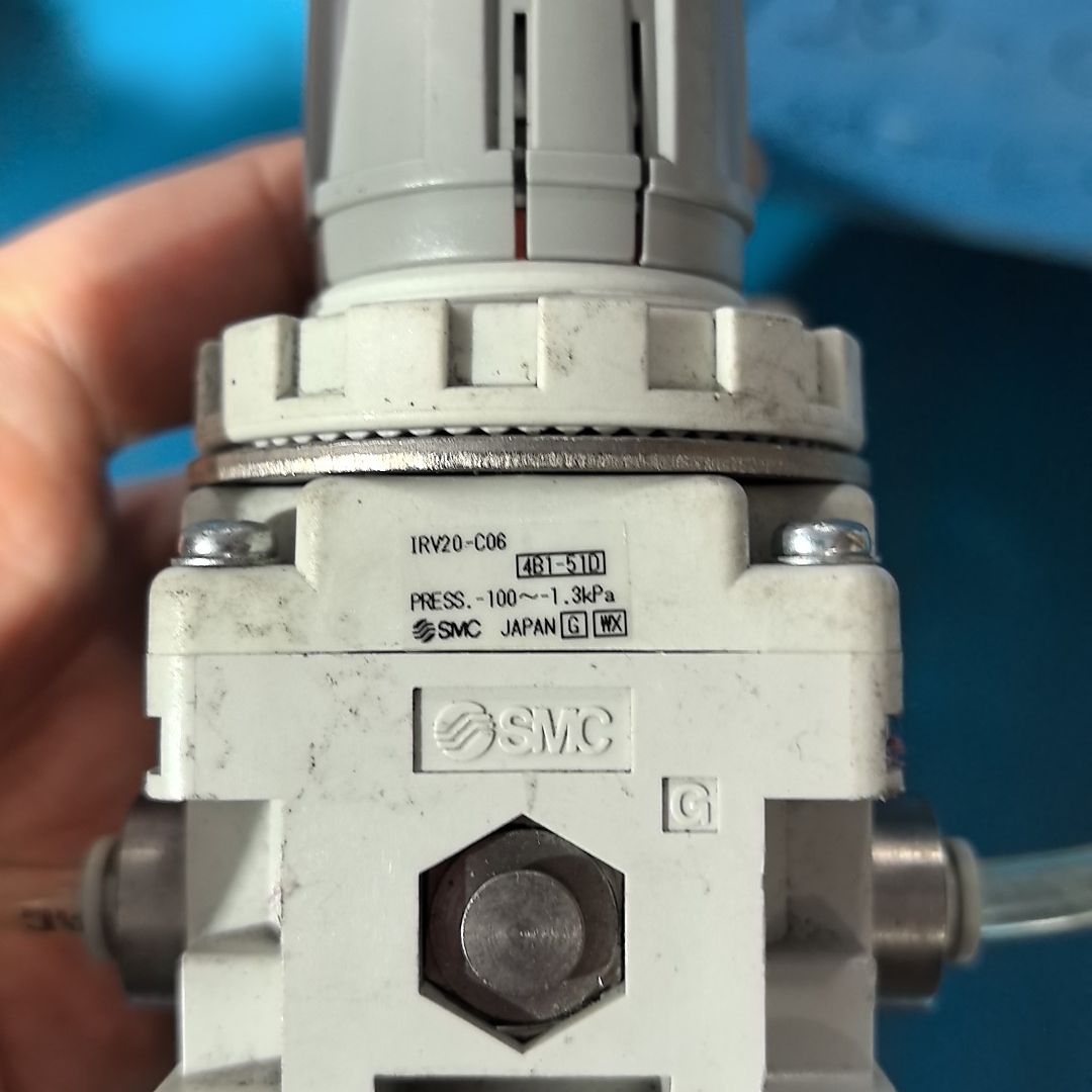 真空调压阀IRV20-C06